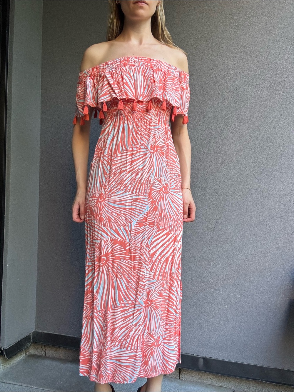 La Mer Luxe Off-Shoulder Coral Printed Maxi Dress, Small
